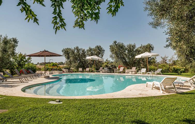 Appartement confortable avec piscine et terrasse, à 1,5 km de Pescia Romana in Montalto di Castro, Province de Viterbo