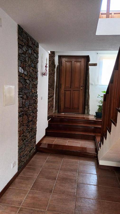 Casa de huéspuedes para 6 personas, con vistas además de jardín y piscina en Mogadouro - 2