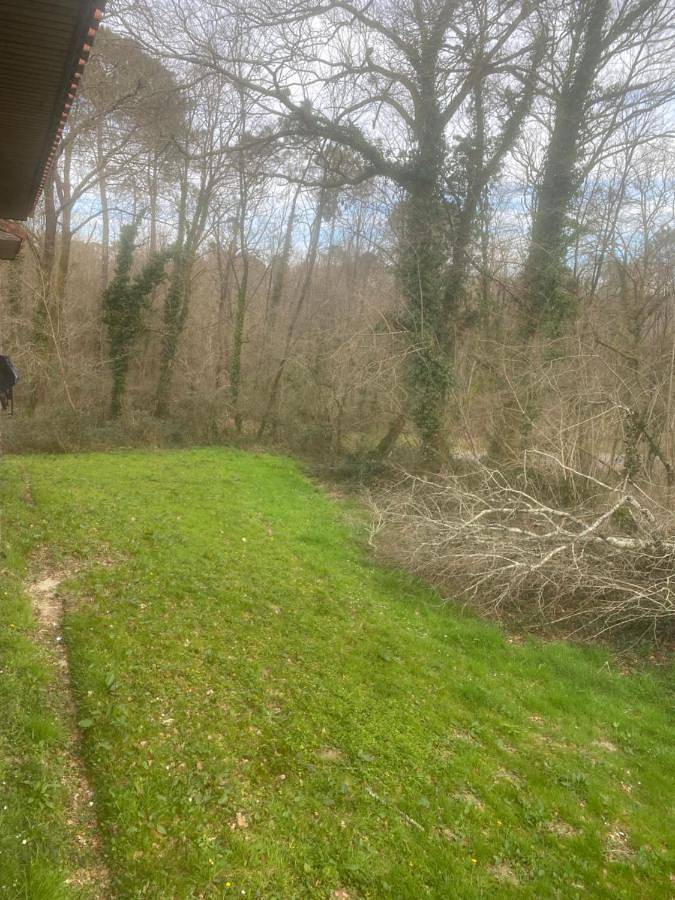 Parc de vacances pour 4 personnes, avec vue et sauna ainsi que jardin et piscine à Cassen - 2