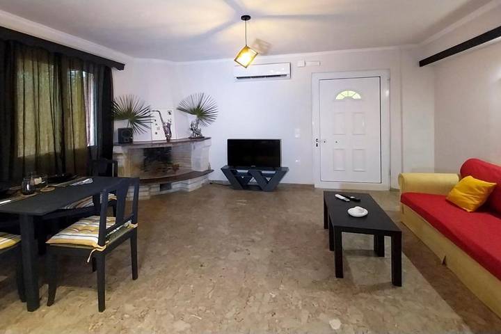 Maison de vacances pour 3 personnes, avec Terrasse et Jardin