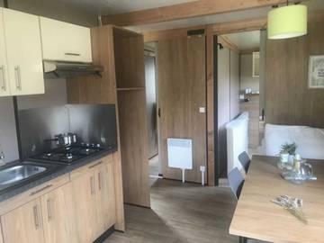Chalet pour 6 Personnes dans Vic-sur-Cère, Parc naturel régional des Volcans d'Auvergne, Photo 3