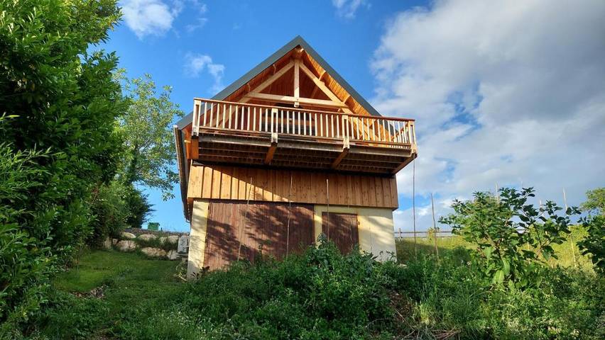 Gîte pour 8 personnes, avec vue et jardin à Coublevie - 2