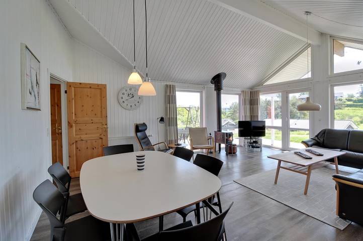 Ferienhaus für 6 Personen, mit Sauna und Terrasse sowie Whirlpool in Lyngsbæk Strand - 4