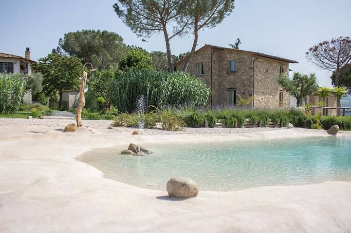 Villa for 14 people, with Terrace and Garden in Perugia