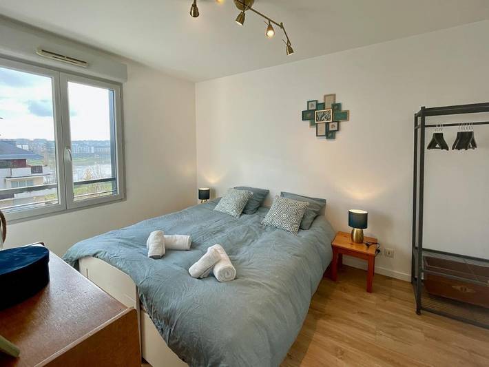 Gîte pour 6 personnes, avec Balcon et Terrasse ainsi que Vue sur le lac et Vue à Carrières-sous-Poissy - 4
