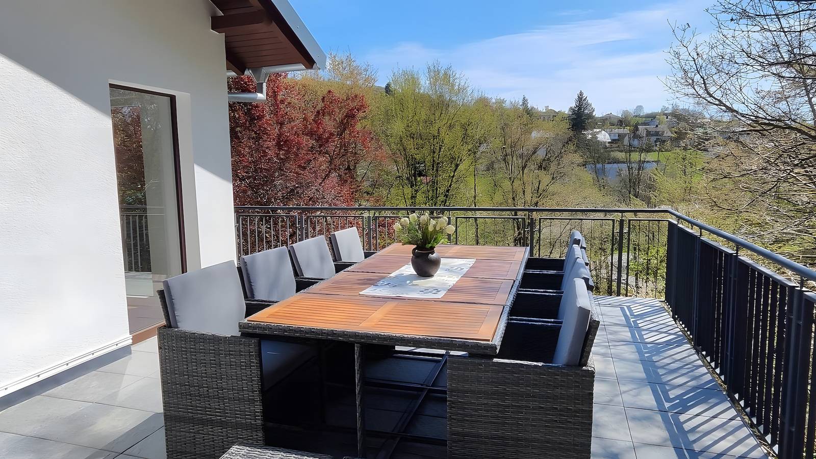 Ganze Wohnung, Chalet am Diemelsee mit Seeblick im Sauerland in Diemelsee, die Mittelgebirge