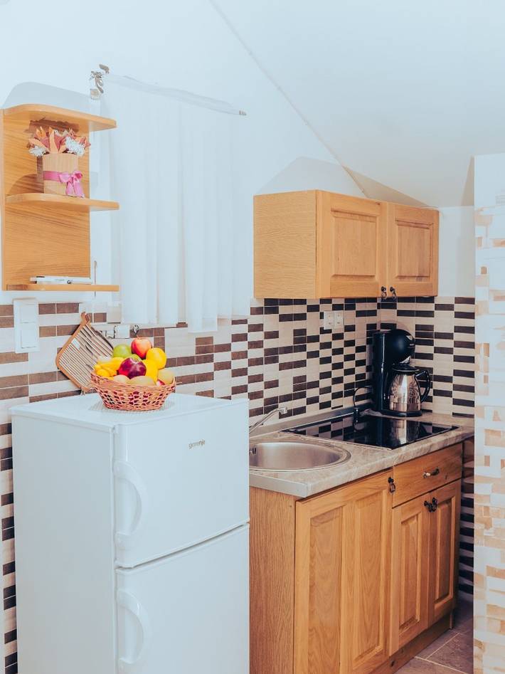 Ferienwohnung für 2 Personen, mit Balkon und Meerblick auf Hvar - 3