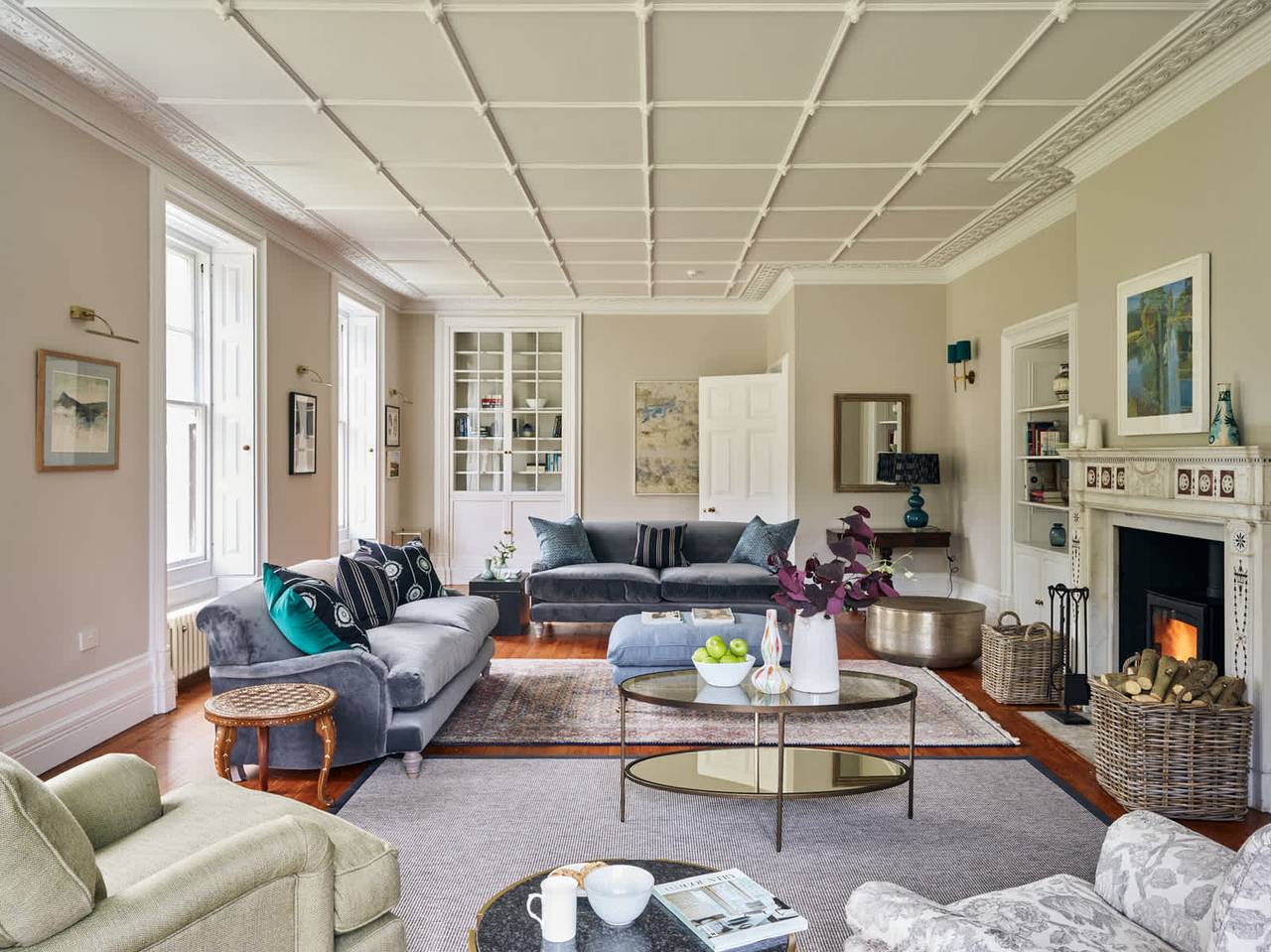Large Manor House with Pool, Hot Tub & Gardens in Bixley, Norfolk