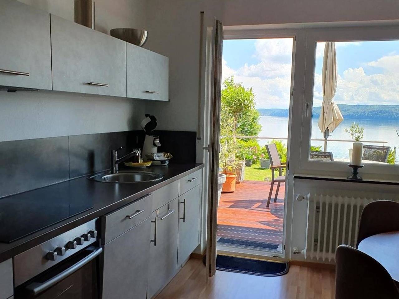 Ganze Wohnung, Ferienwohnung 'Panorama-Seetraum' mit Seeblick, privater Terrasse und Garten in Sipplingen, Region Bodensee-Oberschwaben