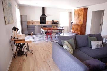 Gîte pour 4 personnes, avec balcon dans Sainte-Suzanne-et-Chammes