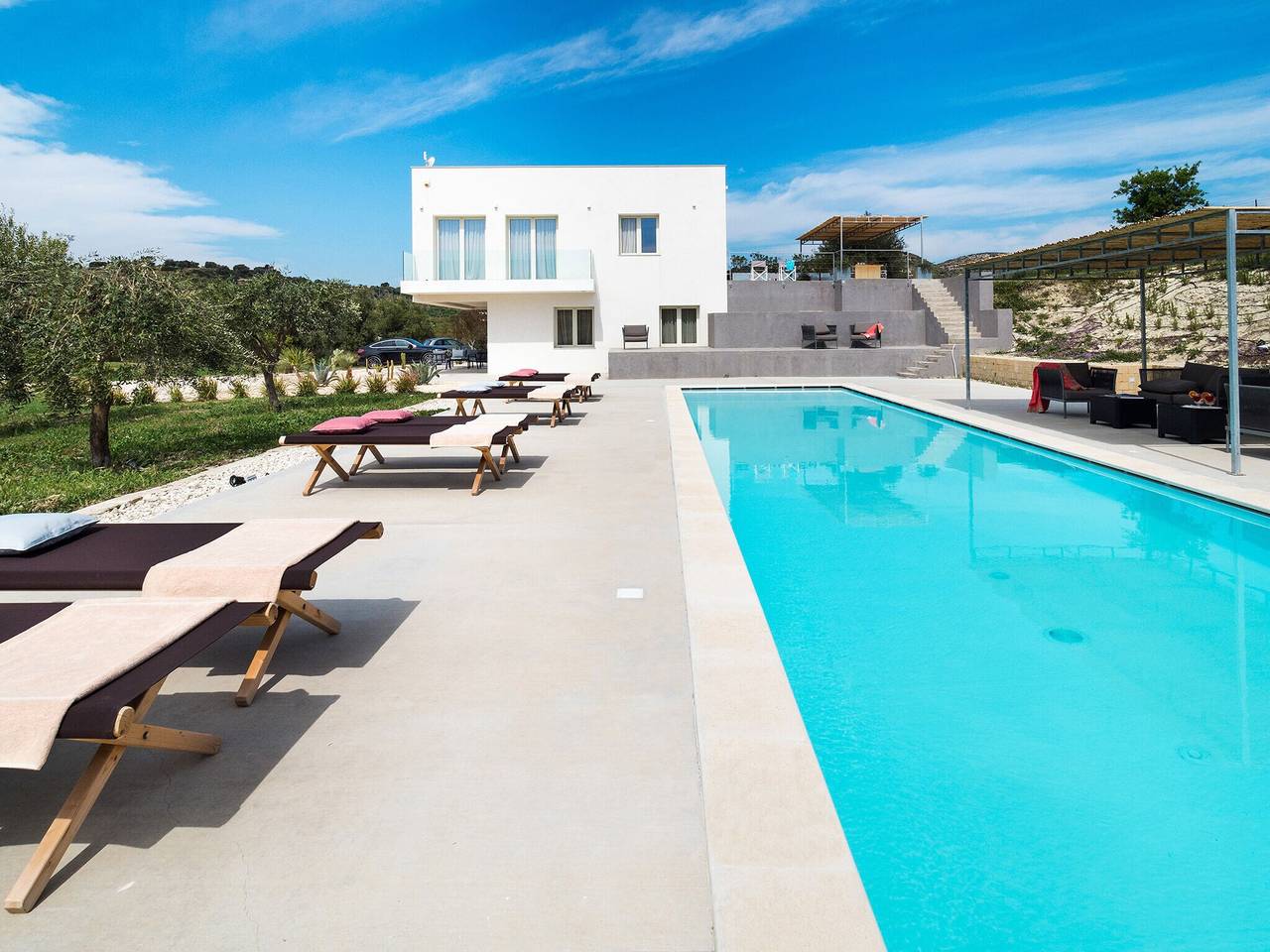Casa Vacanza per 9 Persone in Noto, Avola