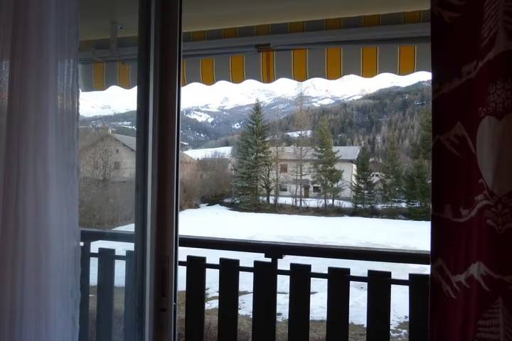 Gîte pour 4 personnes, avec terrasse dans Office de Tourisme de Pra-Loup