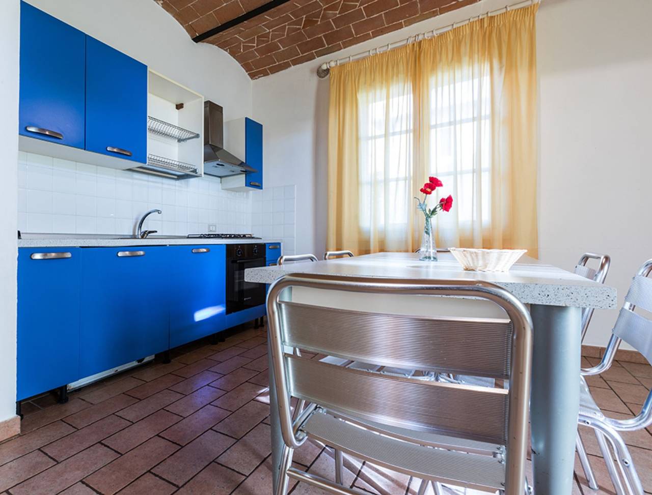 Casa vacanze 'Podere Simonetta - A12' con piscina condivisa, terrazza privata e Wi-Fi in Cecina, Costa degli Etruschi