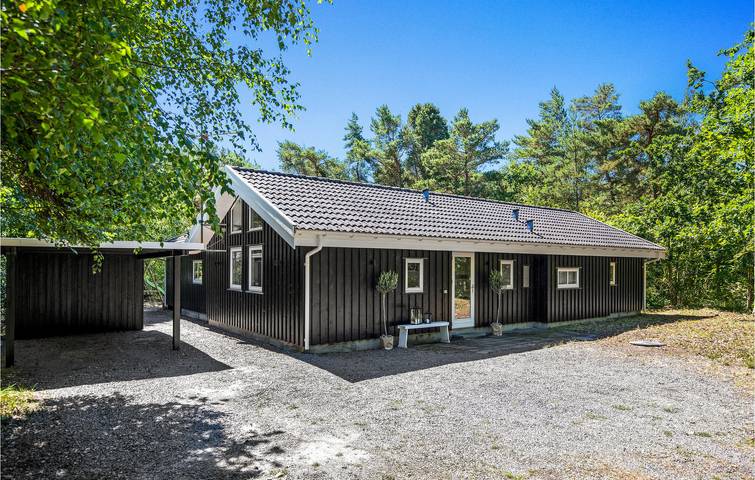Feriehus for 8 personer med jacuzzi in Dueodde, Bornholm