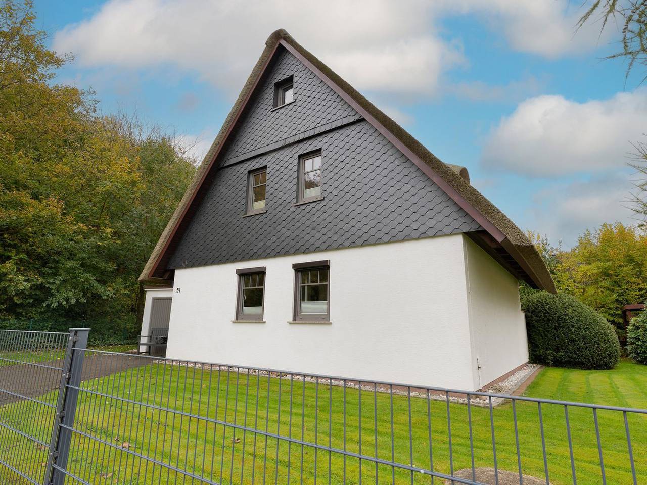 Ein Traum unter Reet – Erholung pur im charmanten Ferienhaus in Rückeberg, Kappeln