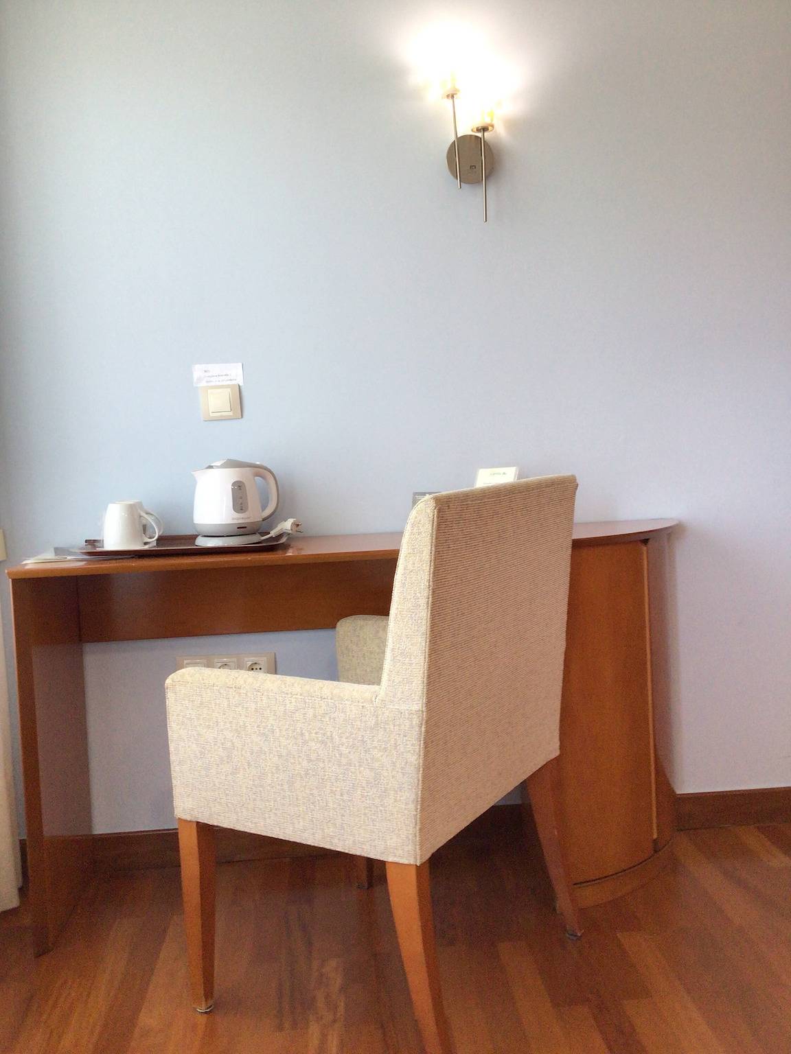 Habitación '102' con vistas al mar, terraza compartida y Wi-Fi in Viveiro, Costa de Galicia