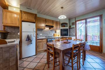 Location De Vacances pour 8 Personnes dans Chamoux-sur-Gelon, Savoie, Photo 2