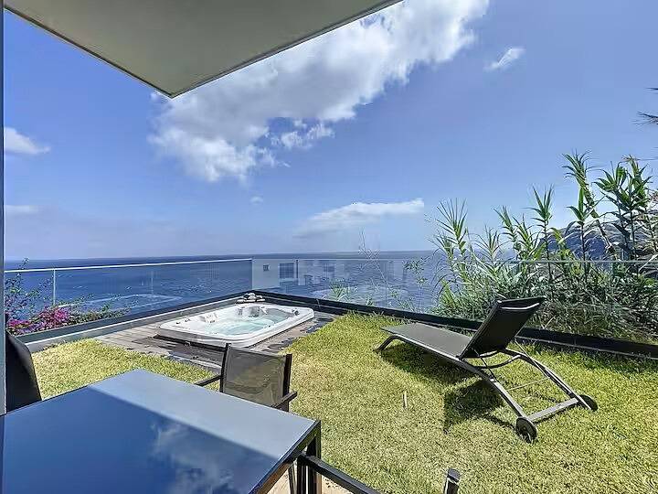 Ganze Wohnung, Guestready - Estadia com vistas deslumbrantes in Gaula, Madeira