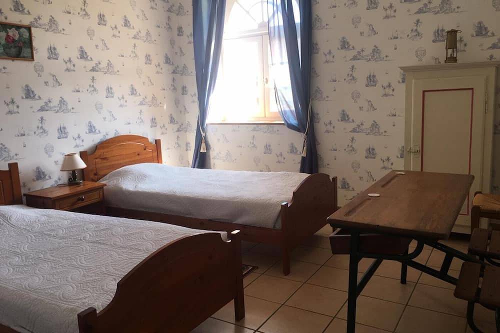 Gîte de plain-pied avec jardin privatif, animaux acceptés in Villeherviers, Sologne