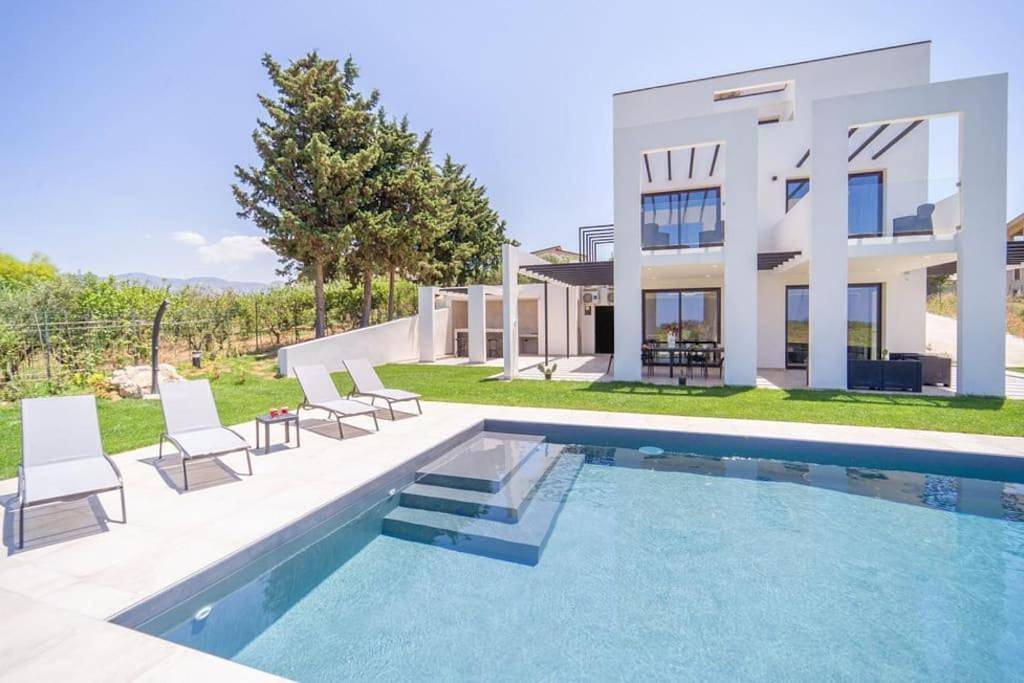 Luxury Villa in Gulf of Castellammare in Partinico, Provincia di Palermo