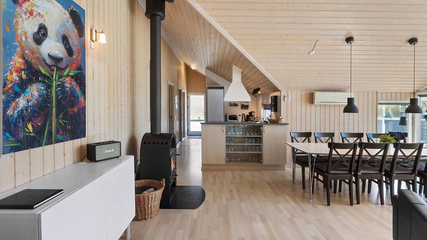 Sommerhus i Marielyst til 12 med spa, sauna og billard in Væggerløse, Svenske Østersøen