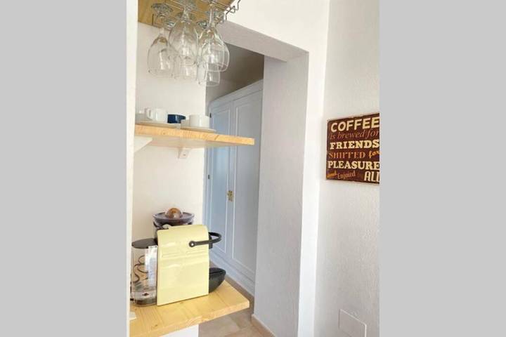 Gîte pour 3 personnes, avec piscine ainsi que jardin et vue à Cala en Blanes - 2