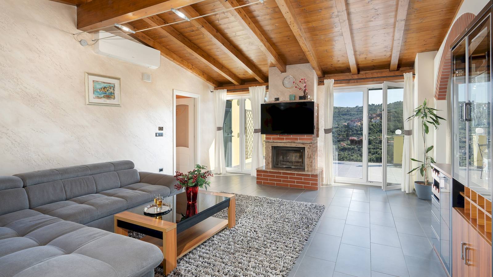Villa für 8 Personen mit Garten in Torrazza (Imperia), Imperia