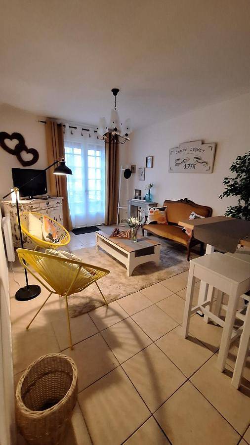 Appartement de vacances pour 4 personnes, avec jardin et terrasse, animaux acceptés