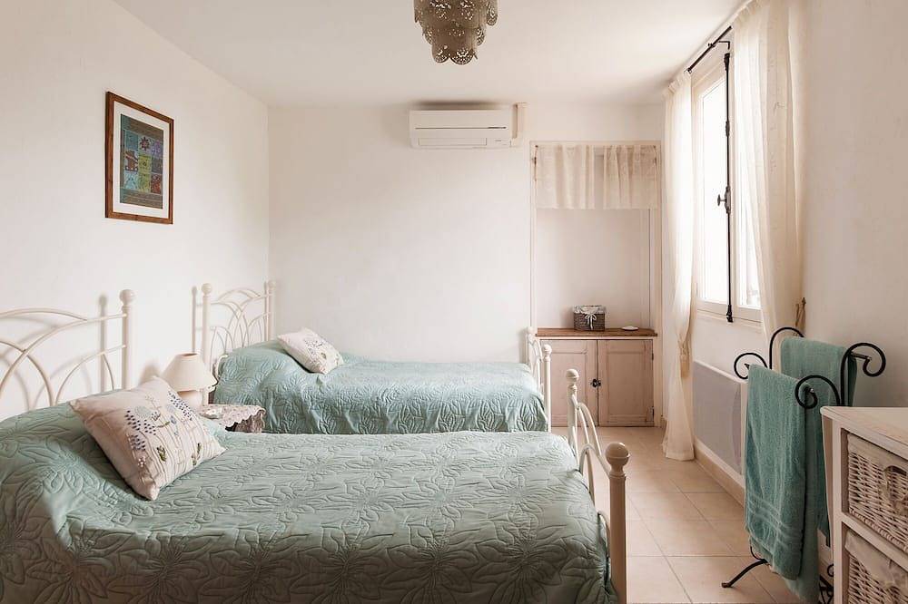 Joli gîte de 2 chambres avec une vue imprenable in Bonnieux, Parc naturel régional du Luberon