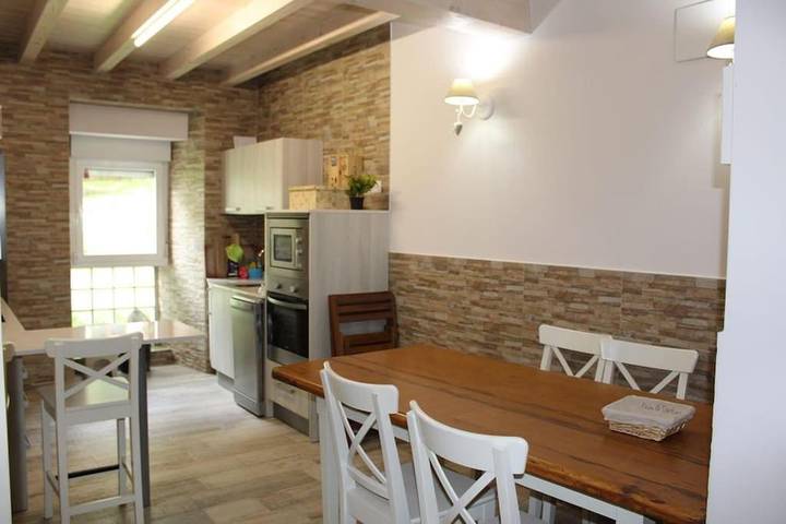 Location de vacances pour 10 personnes, avec terrasse et vue à Limpias - 2