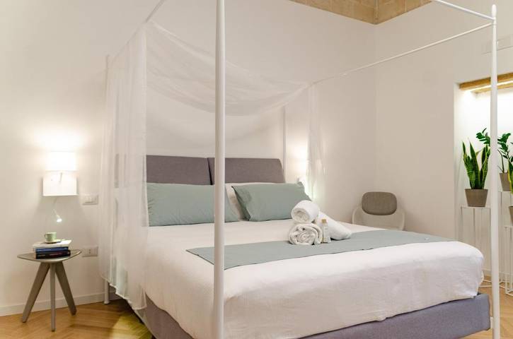 Ferienwohnung für 4 Personen, mit Balkon und Whirlpool in Brindisi - 2