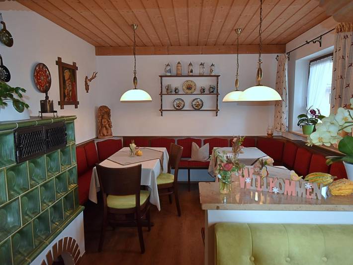 Gästehaus Bergfrieden - Einzelzimmer Nr. 1 (Hund auf Anfrage) in Bad Bayersoien, Romantische Straße