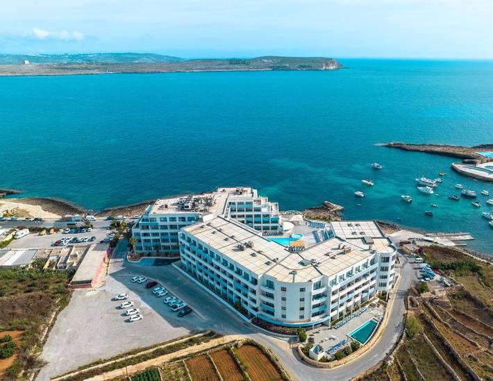 Bungalow für 2 Personen, mit Balkon und Terrasse sowie Pool und Sauna auf Malta