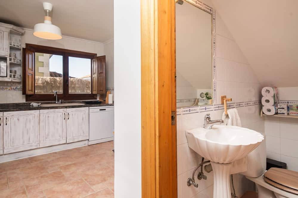 Villa Vacacional Colombres in Colombres, Ribadedeva