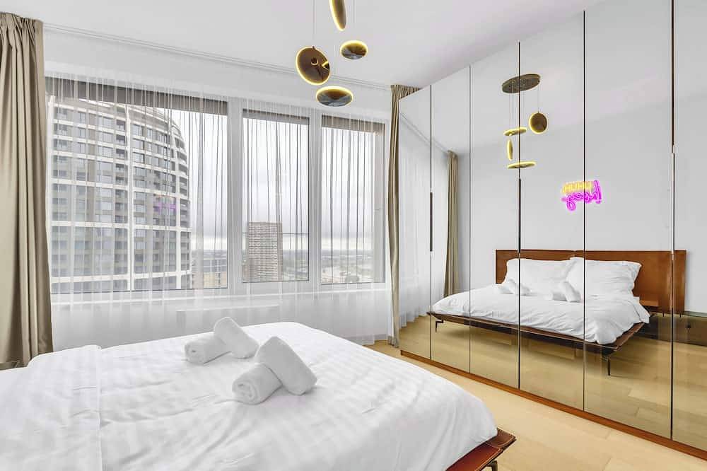 Entire apartment, Skypark's Modern Suite in Bratislava, Bratislava region