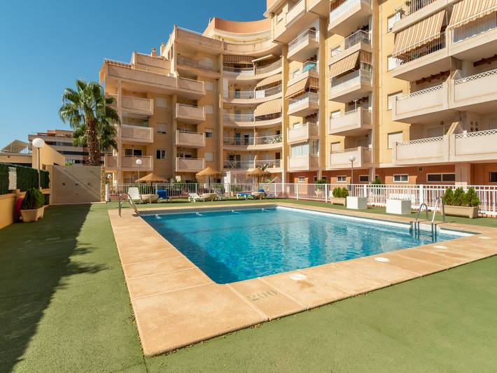 Vakantiewoning voor 4 personen, met terras en tuin in Roquetas de Mar
