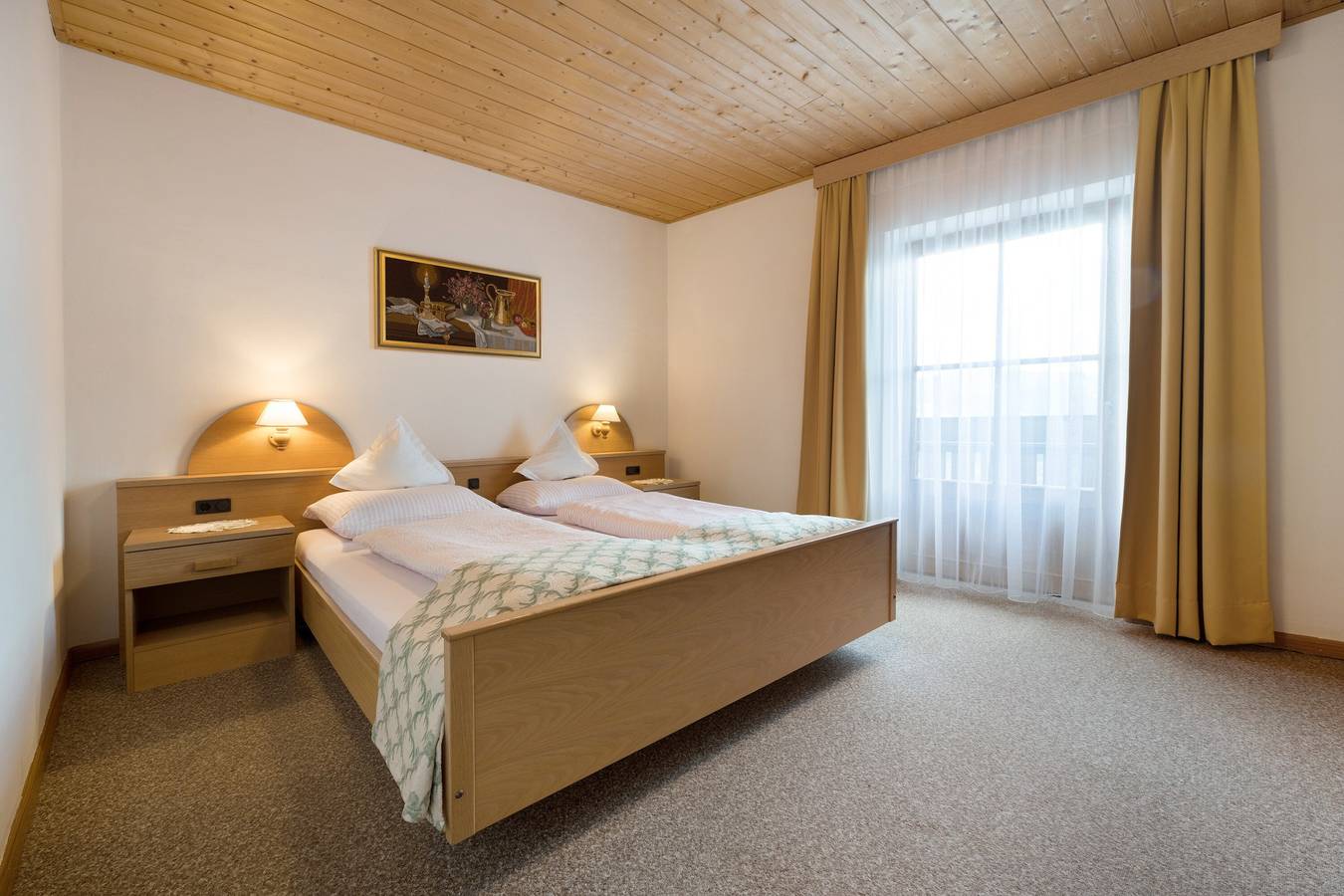 Appartement entier, Appartement de vacances "Dolomitenblick" avec vue sur la montagne, balcon et Wi-Fi in Spinges, Mühlbach