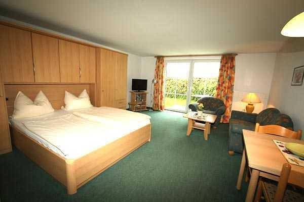 Ganze Ferienwohnung, 1-Raum-App. online in Timmendorfer Strand, Ostholstein