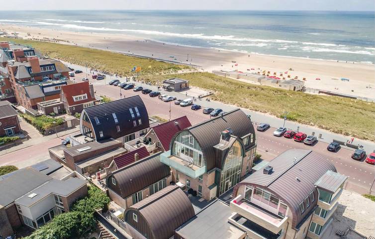 Strandhaus für 6 Personen, mit Terrasse und Garten in Egmond aan Zee