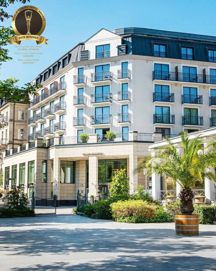 Hotel für 4 Personen, mit Sauna und Whirlpool sowie Pool und Balkon, kinderfreundlich in Baden-Baden
