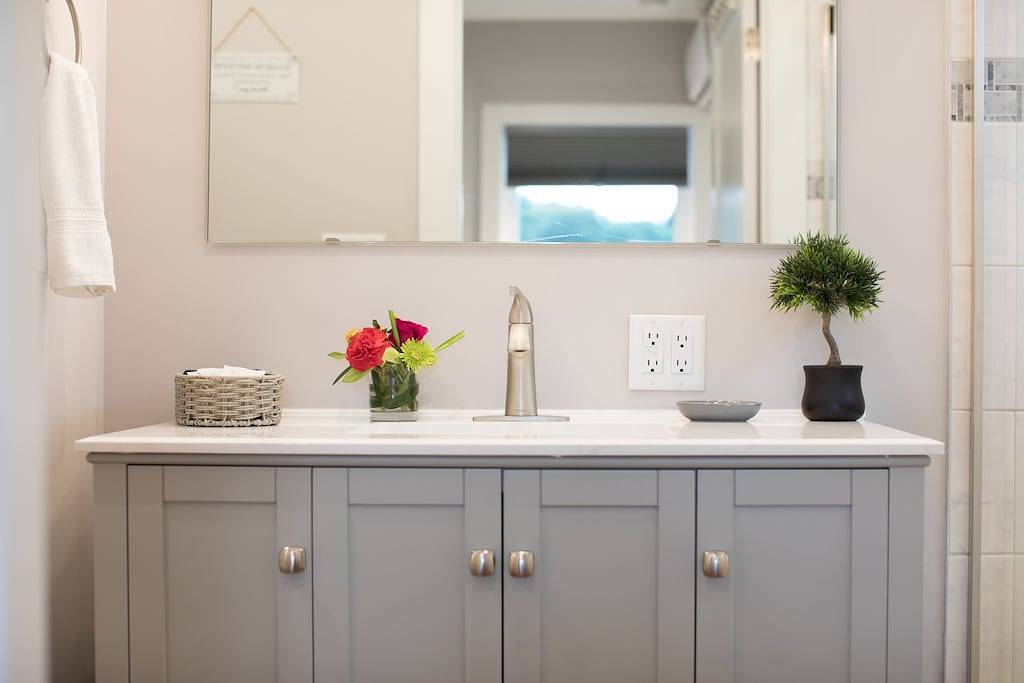 Stylish Downtown Solar Home w/ Hot Tub & Billiards in Seneca Lake