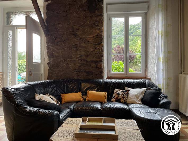 Gîte pour 6 personnes, avec terrasse, animaux acceptés dans Chioula - 3