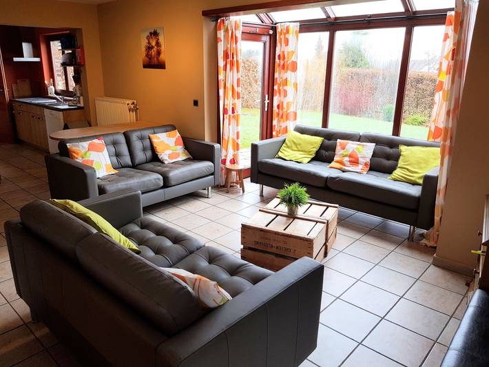 Location de vacances pour 12 personnes, avec terrasse et jardin dans Robertville - 2