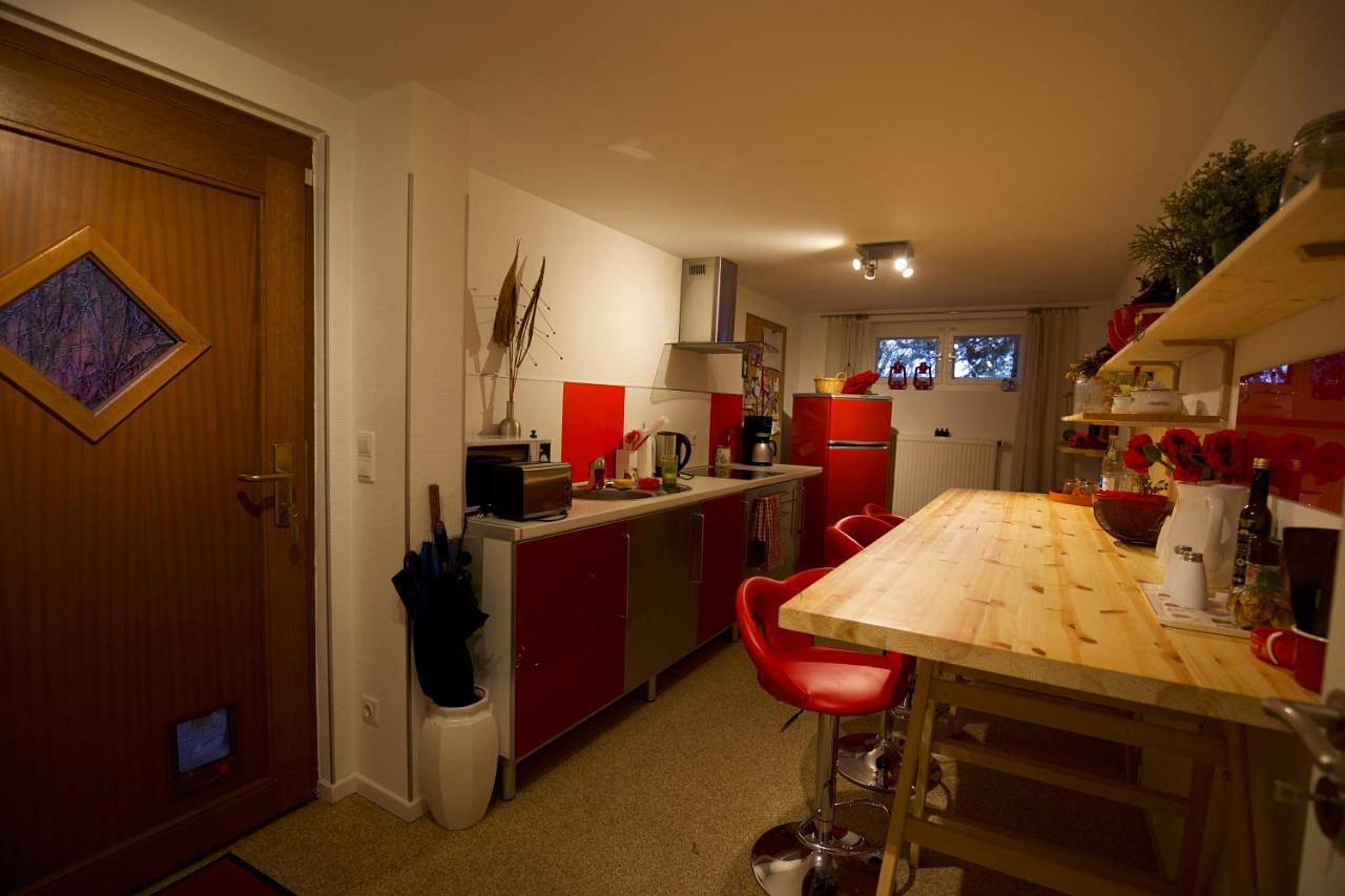 Ganze Wohnung, Apartment - Ground Floor in Marzahn - Hellersdorf, Berlin