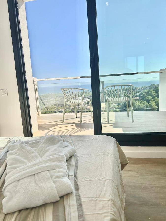 Casa rural para 10 personas, con vistas además de jardín y piscina en Cunit - 3