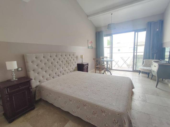 Gîte pour 3 personnes, avec piscine ainsi que jardin et terrasse à La Redorte - 4