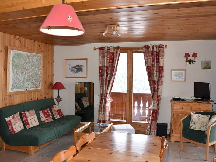 Gîte pour 6 personnes, avec balcon dans Office De Tourisme De Champagny En Vanoise - 3