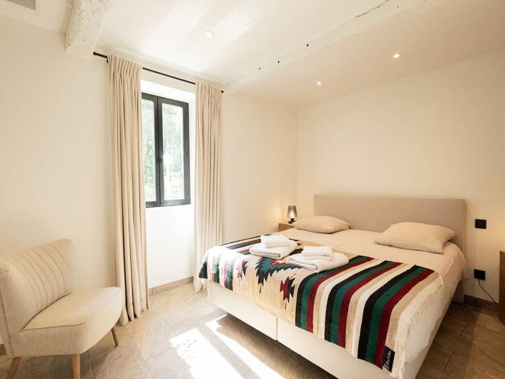 Maison de vacances pour 12 personnes, avec terrasse ainsi que vue sur le lac et piscine, adapté aux familles dans le Gers - 4