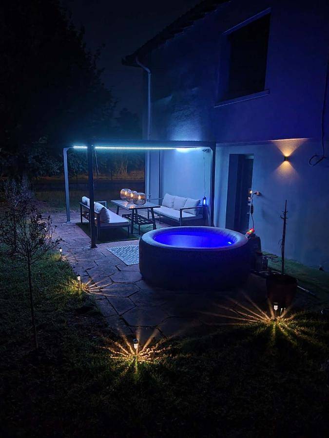 Location de vacances pour 5 personnes, avec jardin ainsi que piscine et vue à Brens - 3