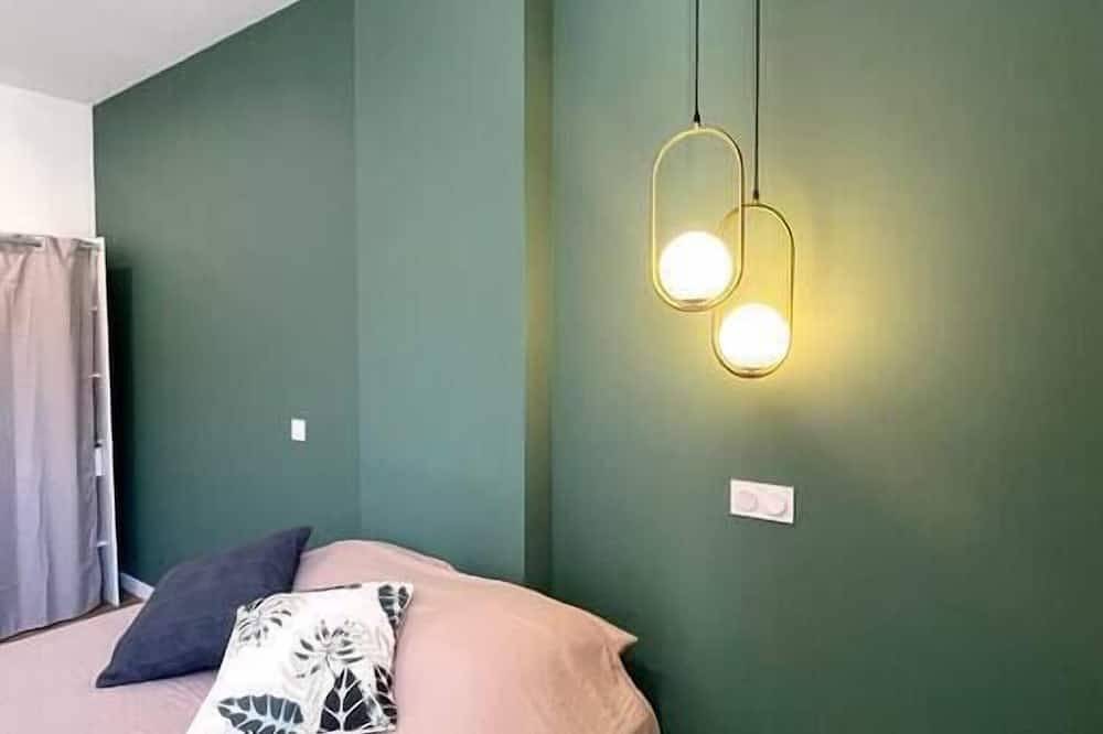 Geheel appartement, \" Le Jungle Spa *** apartment \" in Nîmes, Nimes en omgeving